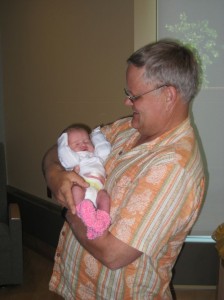 kate-and-grandpa-aune